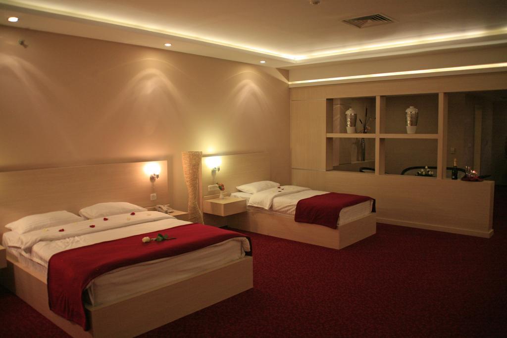 Van Royal Hotel Эрбиль Номер фото